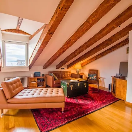 Panorama Loft Apartment